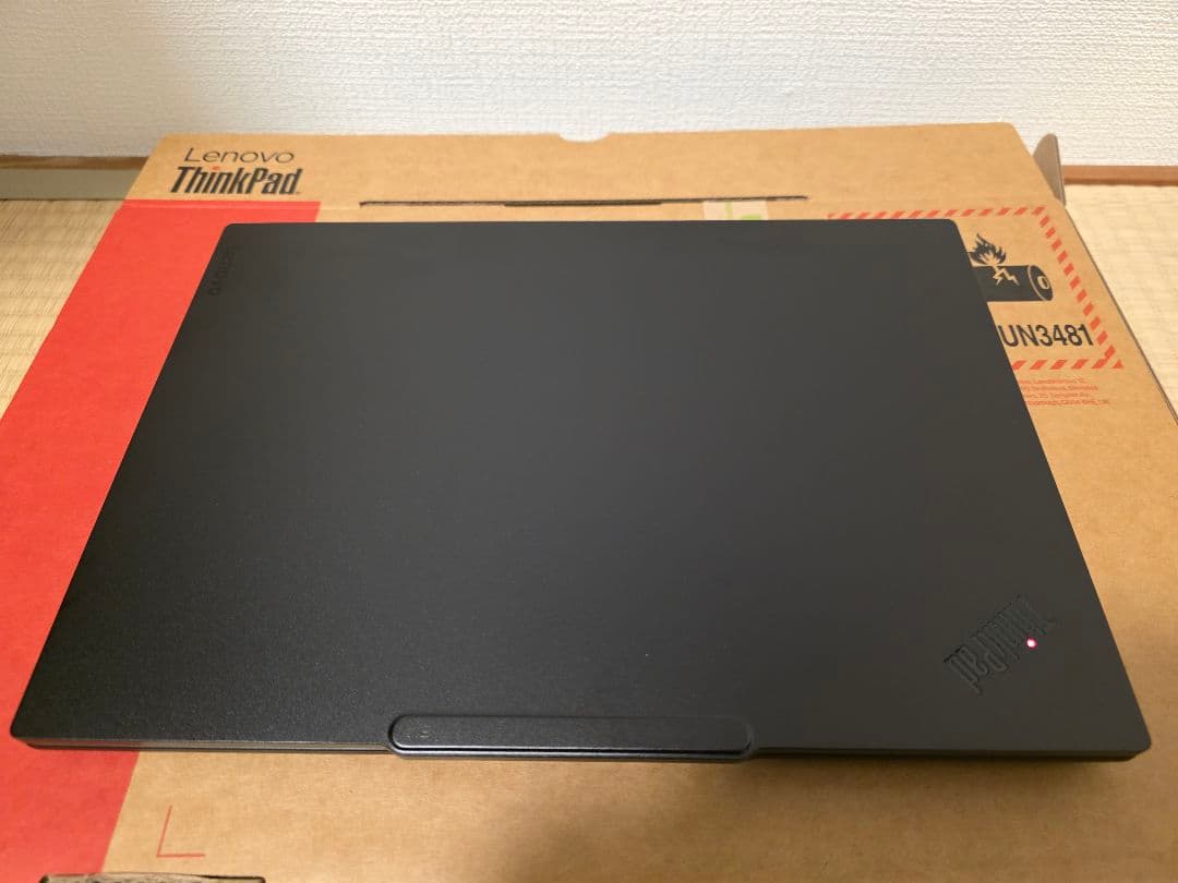 Windowsノート本体 Thinkpad E14 Gen7 228V 32GB 512GB 2.8K