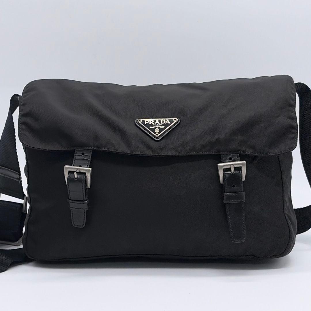 【極美品】プラダ ナイロン メッセンジャー ショルダーバッグ ブラック 三角ロゴ
