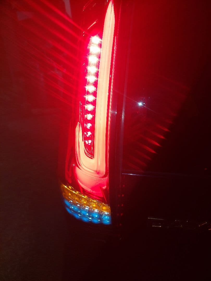 日産デイズ　LEDテールライト スモークデザイン