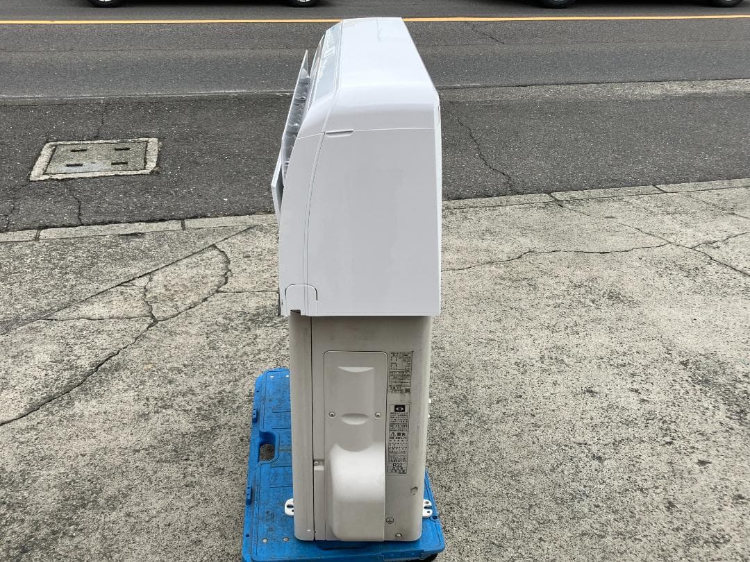 愛知岐阜/送料込★東芝　2.2ｋWエアコン６畳用　RAS-F221E7R　20年