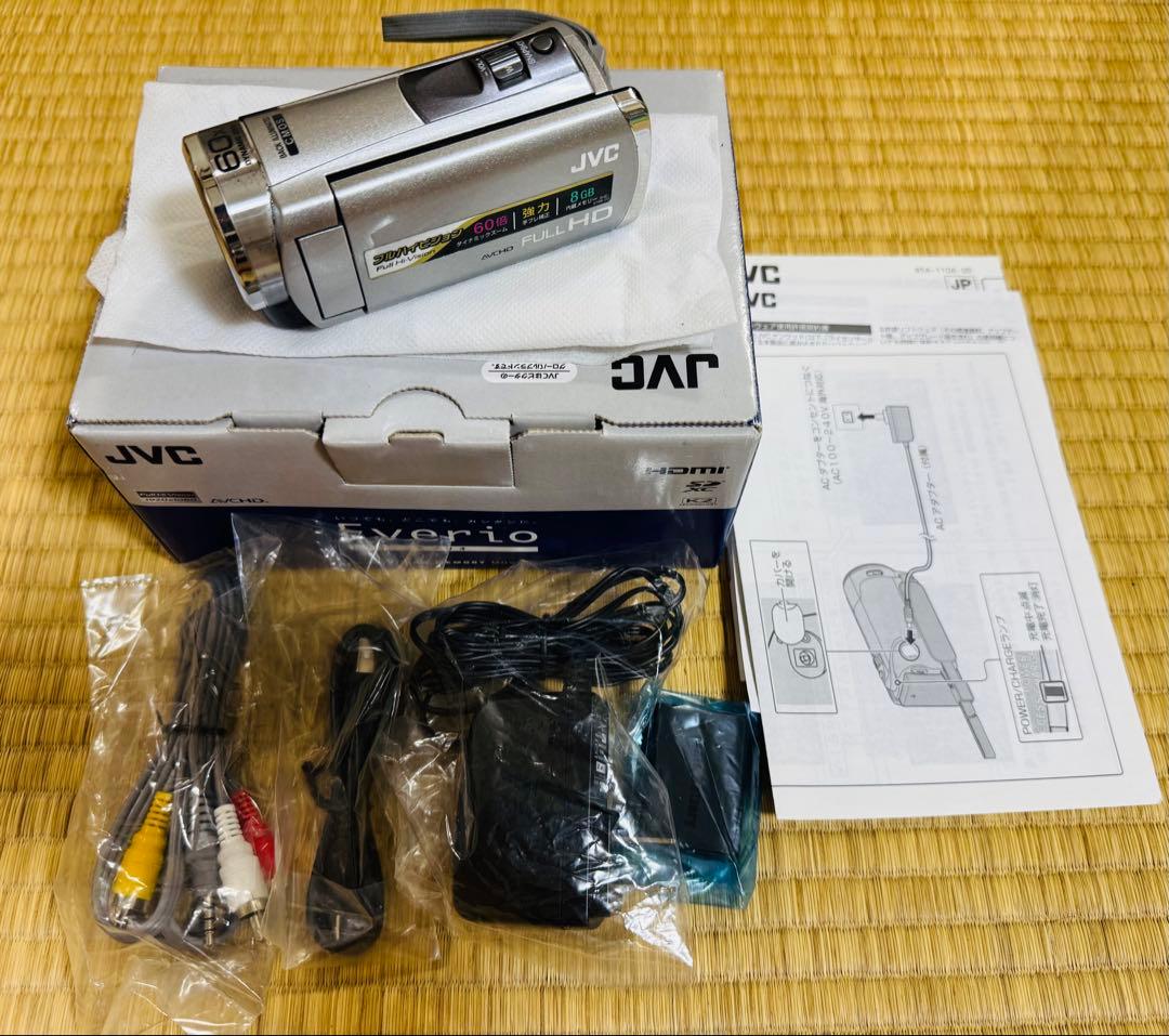 【バッテリー未使用品】Everio GZ-E380-S