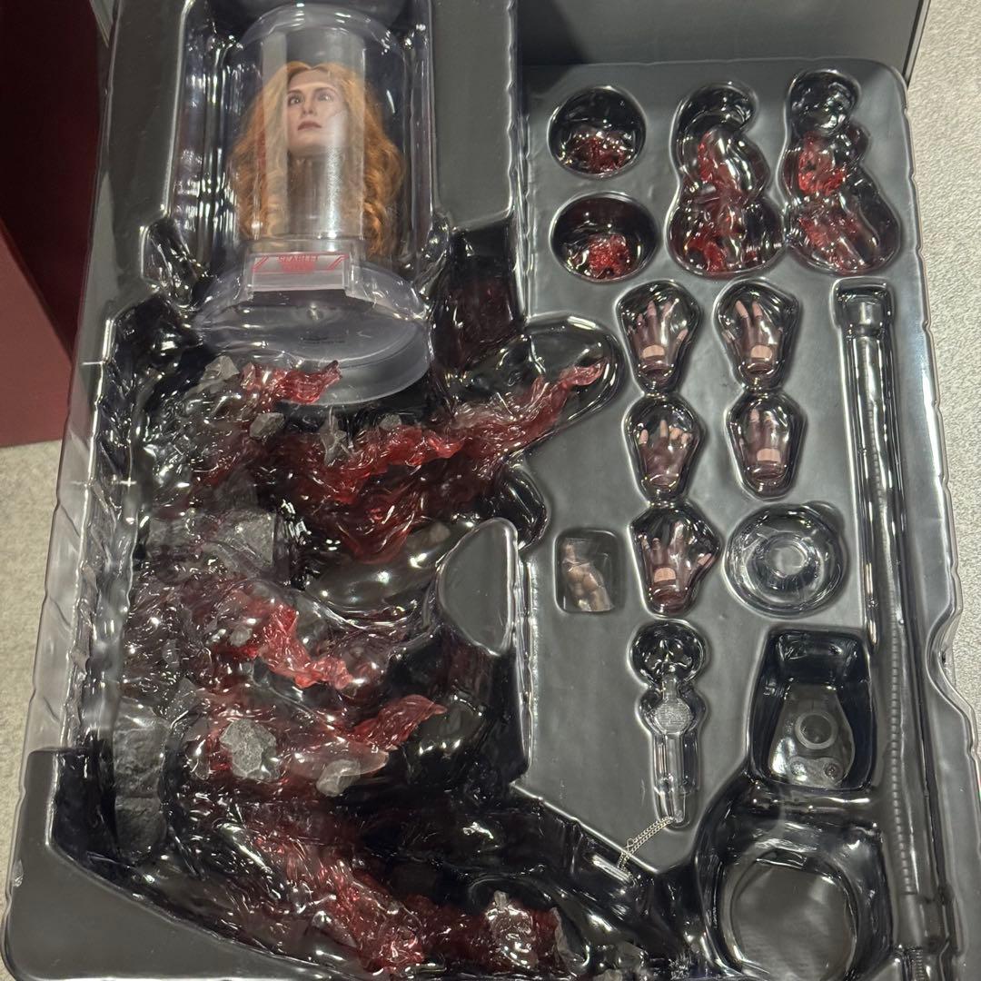 お買い得！ HotToys スカーレット・ウィッチ アルチザン フィギュア