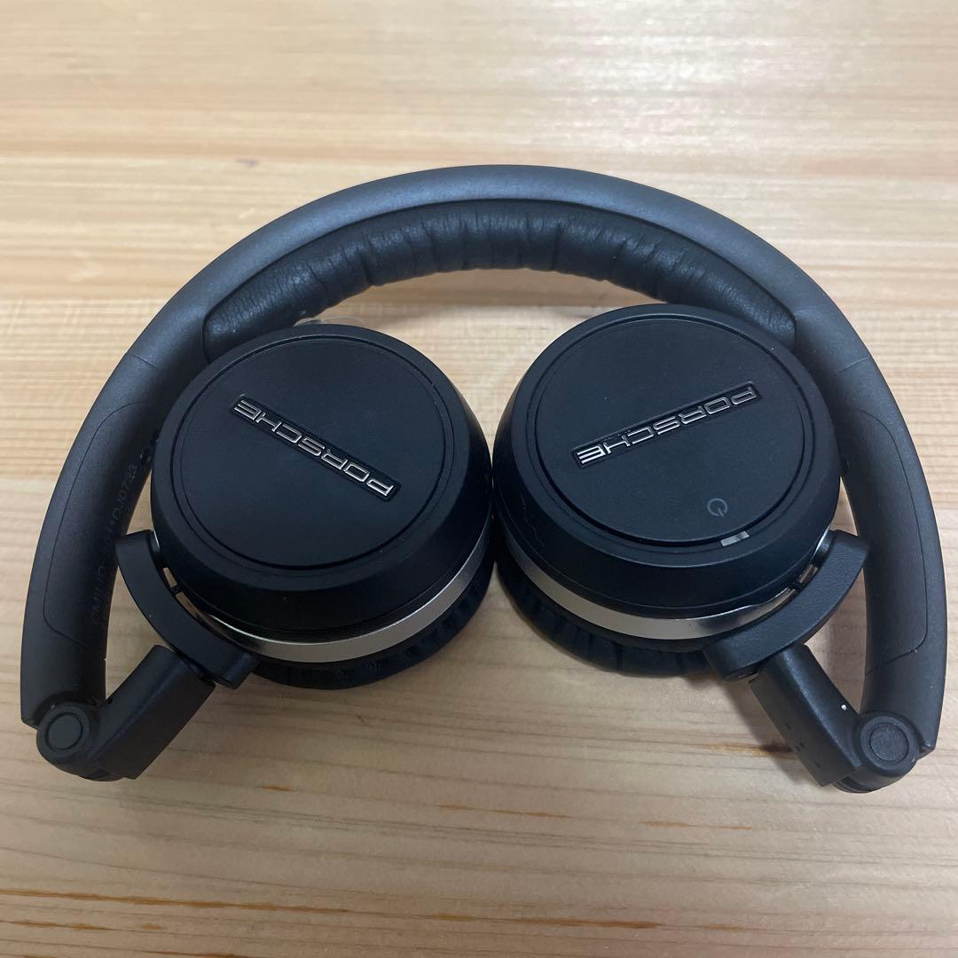 ポルシェBluetoothヘッドホン