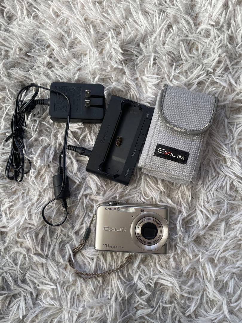 デジタルカメラ CASIO EXILIM 10.1mega pixels