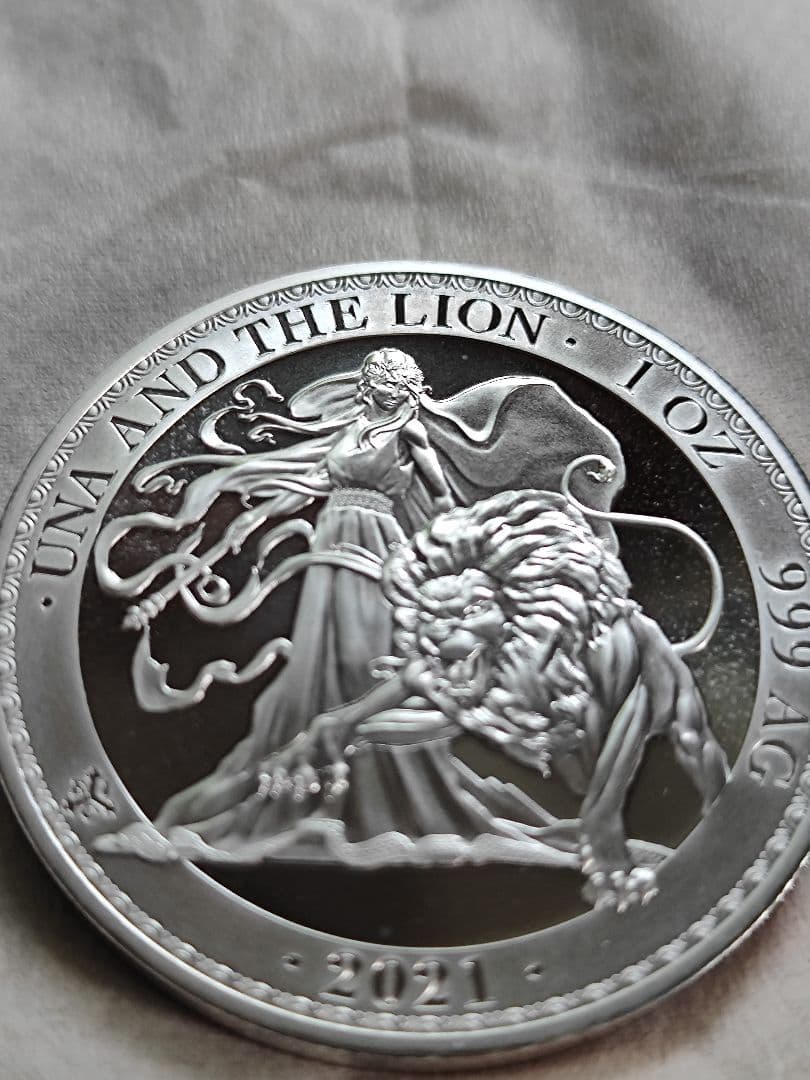 銀貨　99.9% 純銀　シルバー　セントヘレナ　ウナ　ライオン　銀貨　送料無料