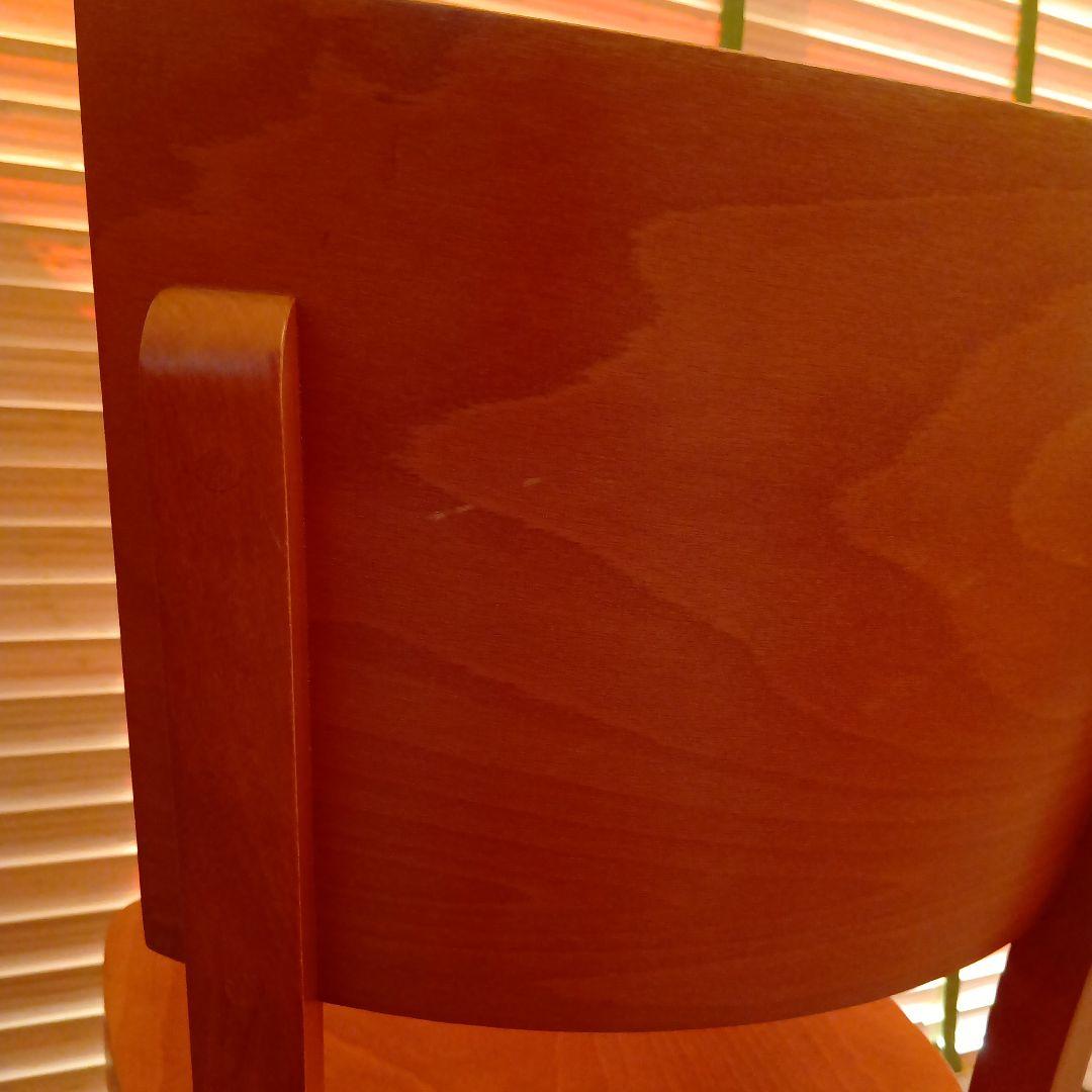 onちゃん　　ウニコ　チェア