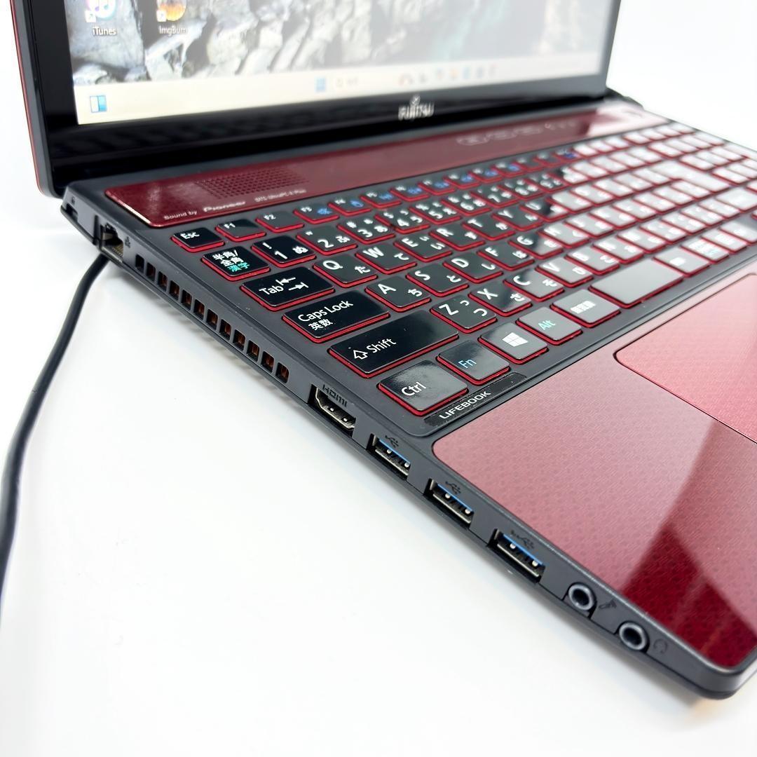 富士通 ノートパソコン Corei7 SSD Office付 Win11 A1