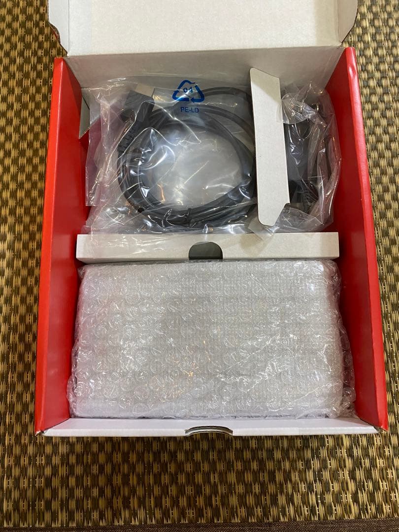 ニンテンドースイッチ　有機ELモデル