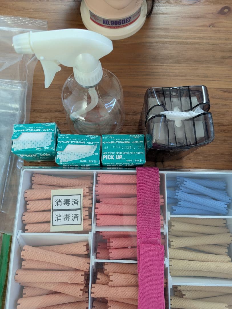 美容師国家試験ウェーブウィッグロッドセット（ロール、ビューティーバンド付き）