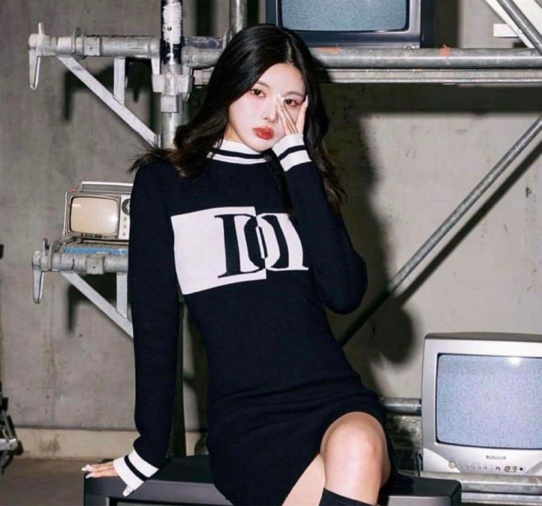 Darich ダーリッチ　ジャガードロゴニットミニワンピース BLK FLサイズ