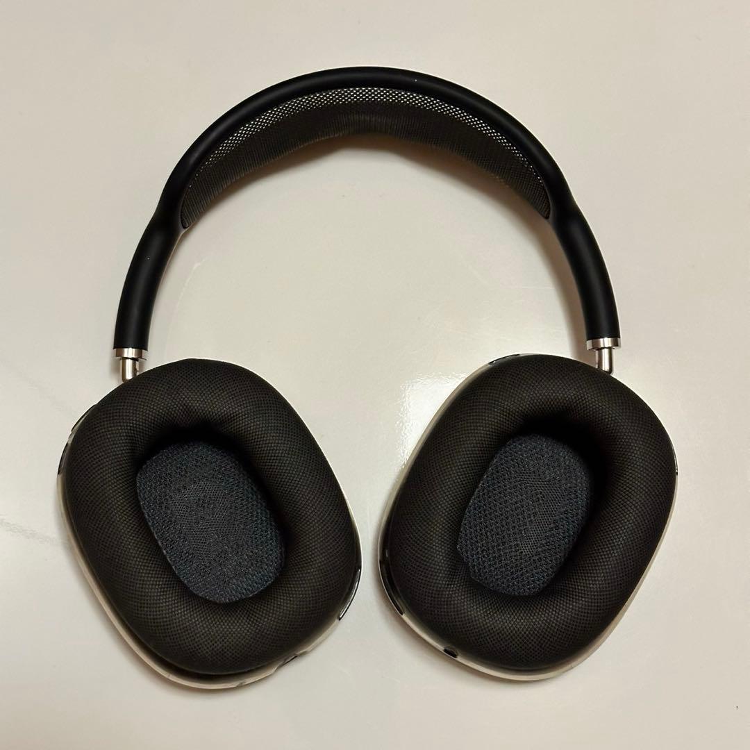 ブラックオーバーイヤーヘッドフォンAirPods MAX 早い者勝ち‼️