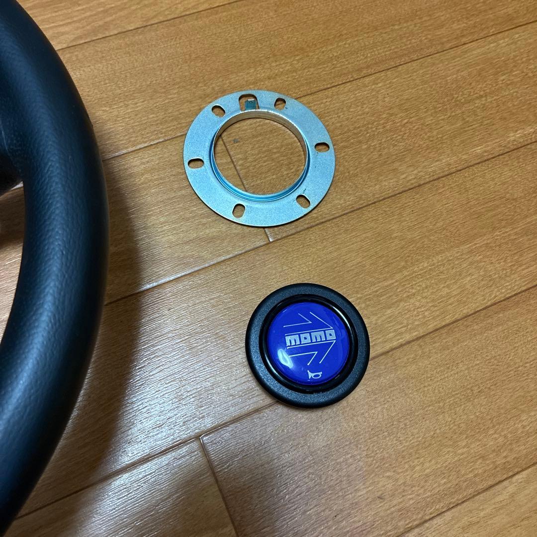 momo ステアリングホイール 黒/紫