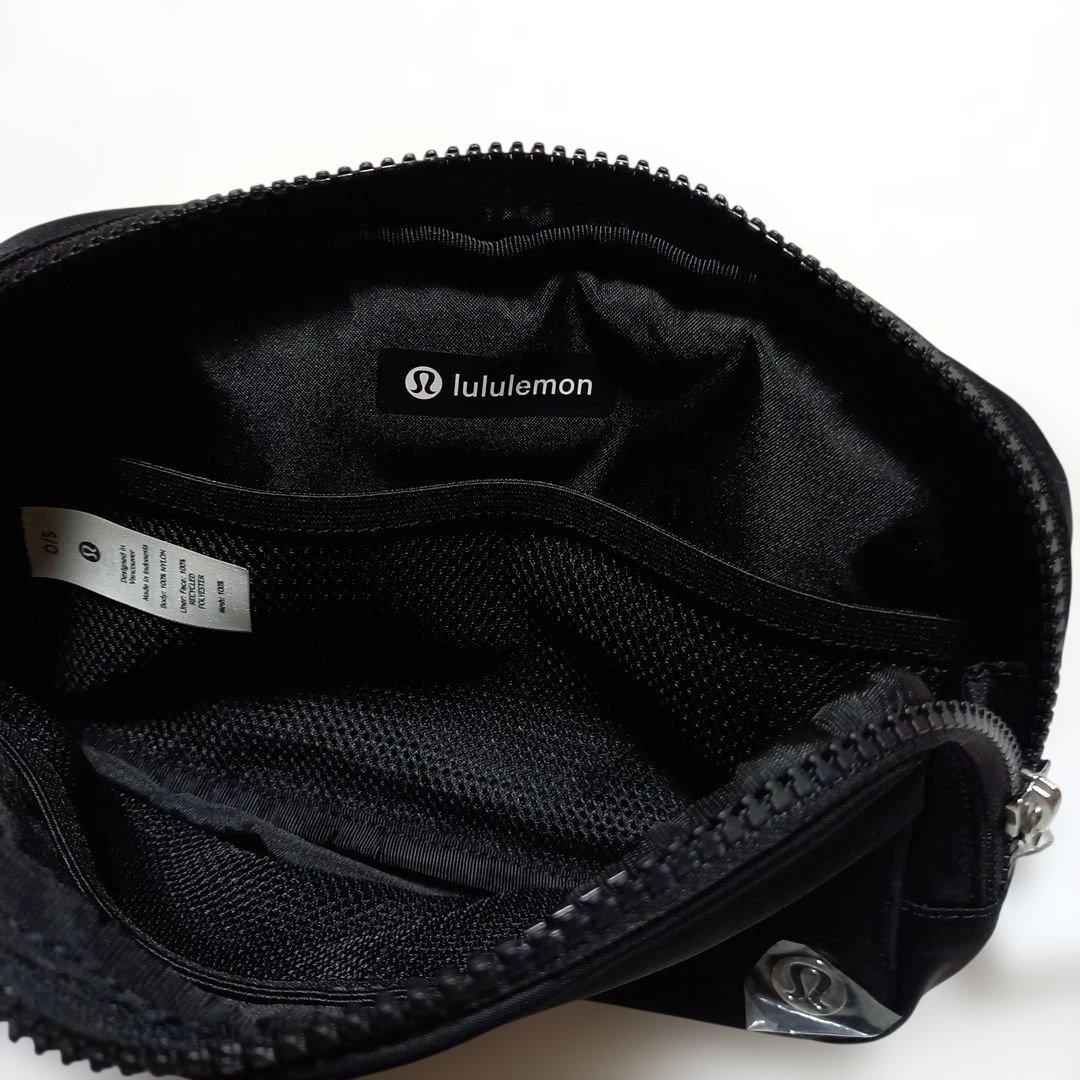 【新品】ルルレモン　Everywhere Belt Bag Large (2L)