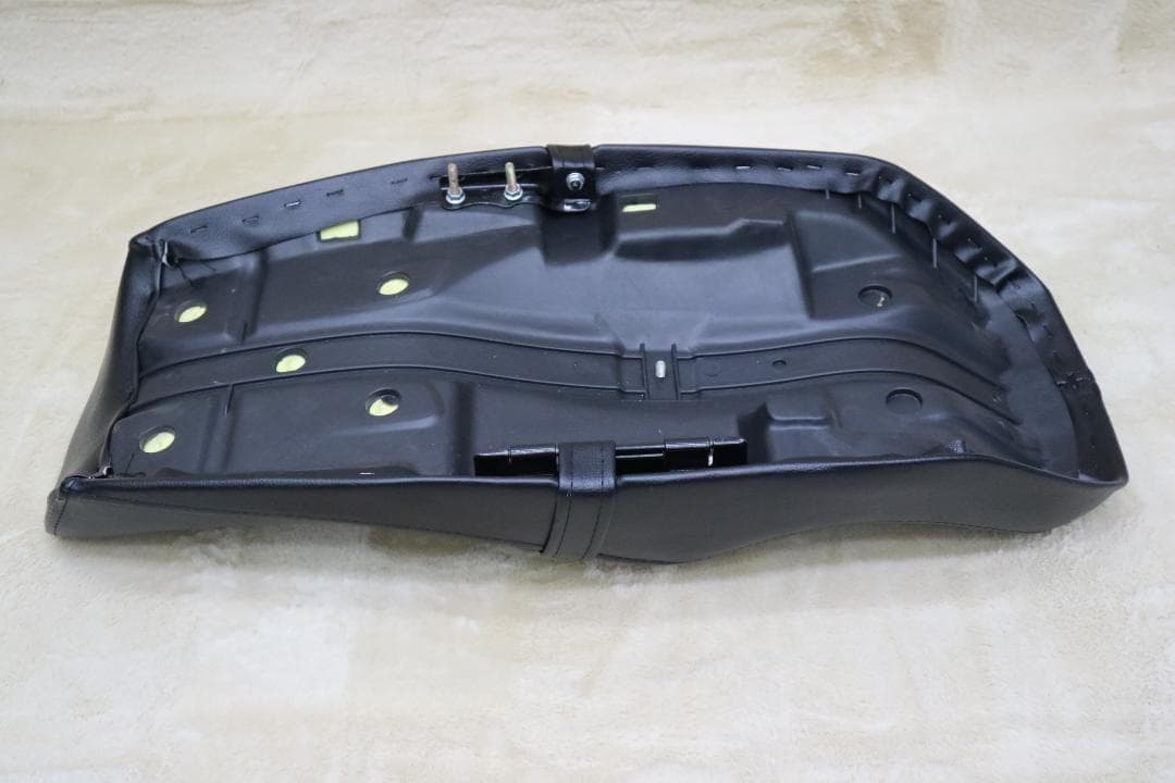 CBX４００Fシート　純正tyシート　黒皮/あんこ抜き　組立済み 完成品