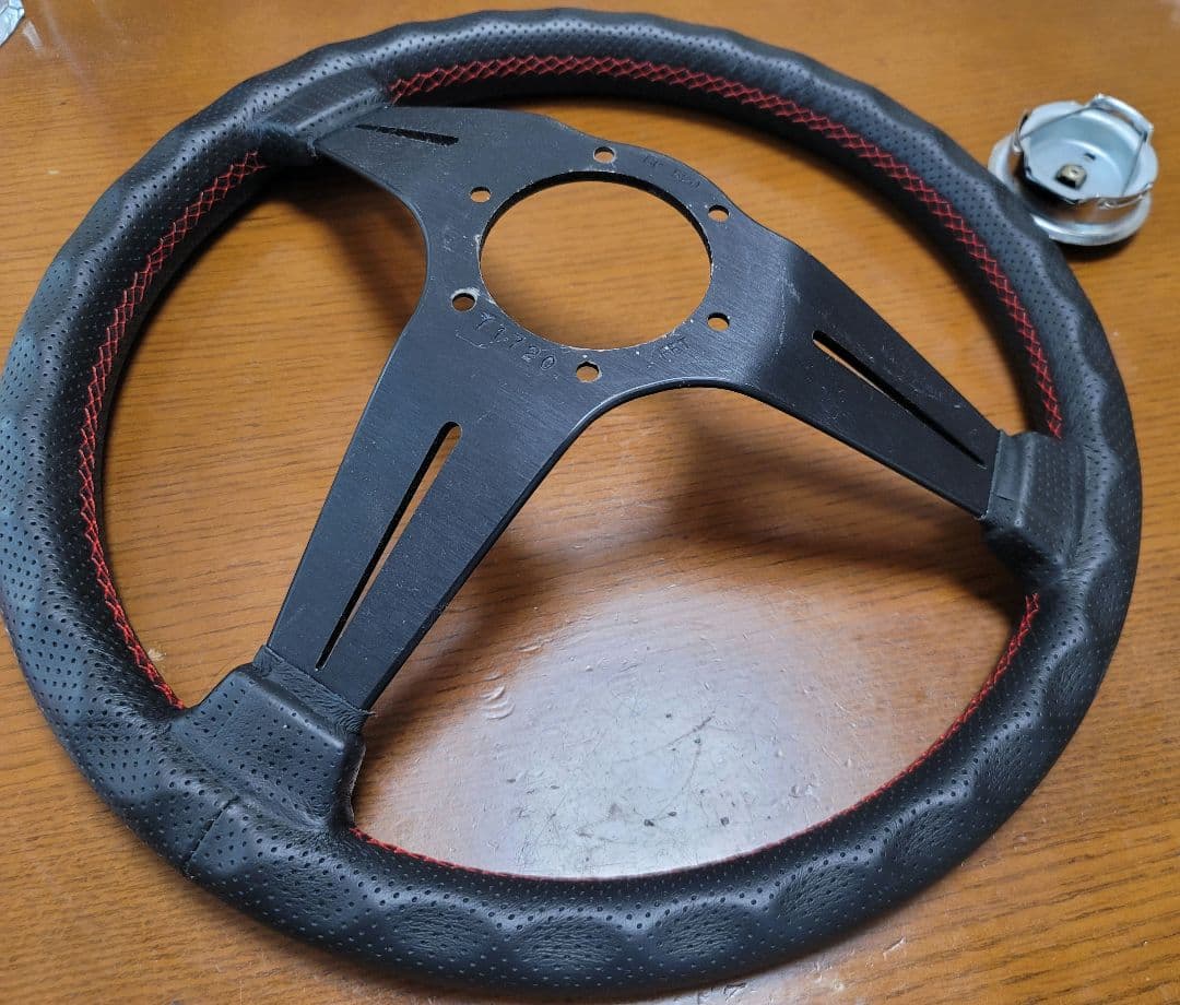 ナルディ[NARDi] クラシックレザーステアリング