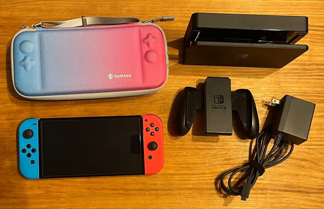 Nintendo Switch 有機ELモデル 本体＋tomtocケース セット