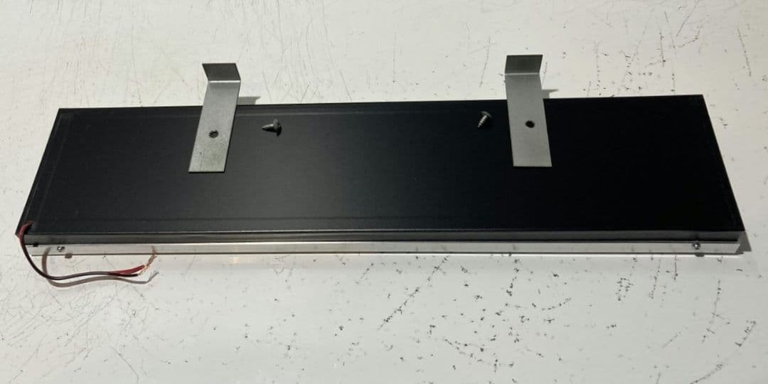 ワンマンアンドン815カーテンレール挟み込み取り付け仕様