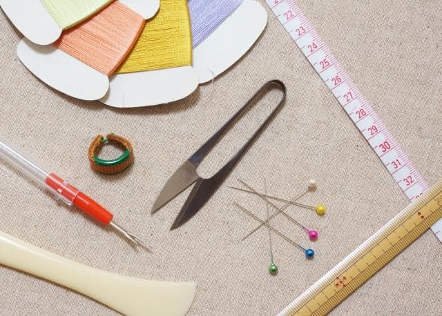 SACHIKO★ハイブリ仕立て＋しぼり＊浴衣反物■蝶に花■反24-143