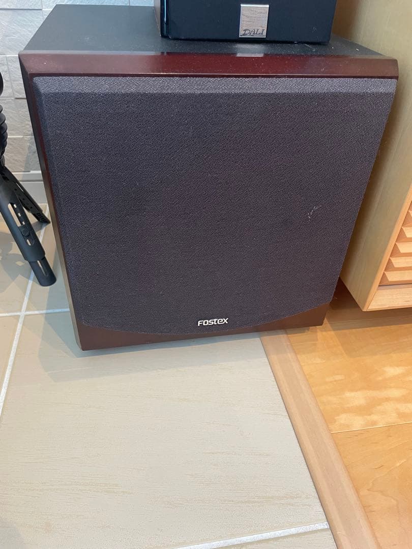 Fostex CW200A アクティブサブウーファー