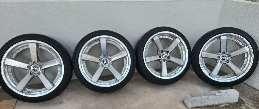 WORK ZEAST ST2 20×9.5J +33 PCD114.3