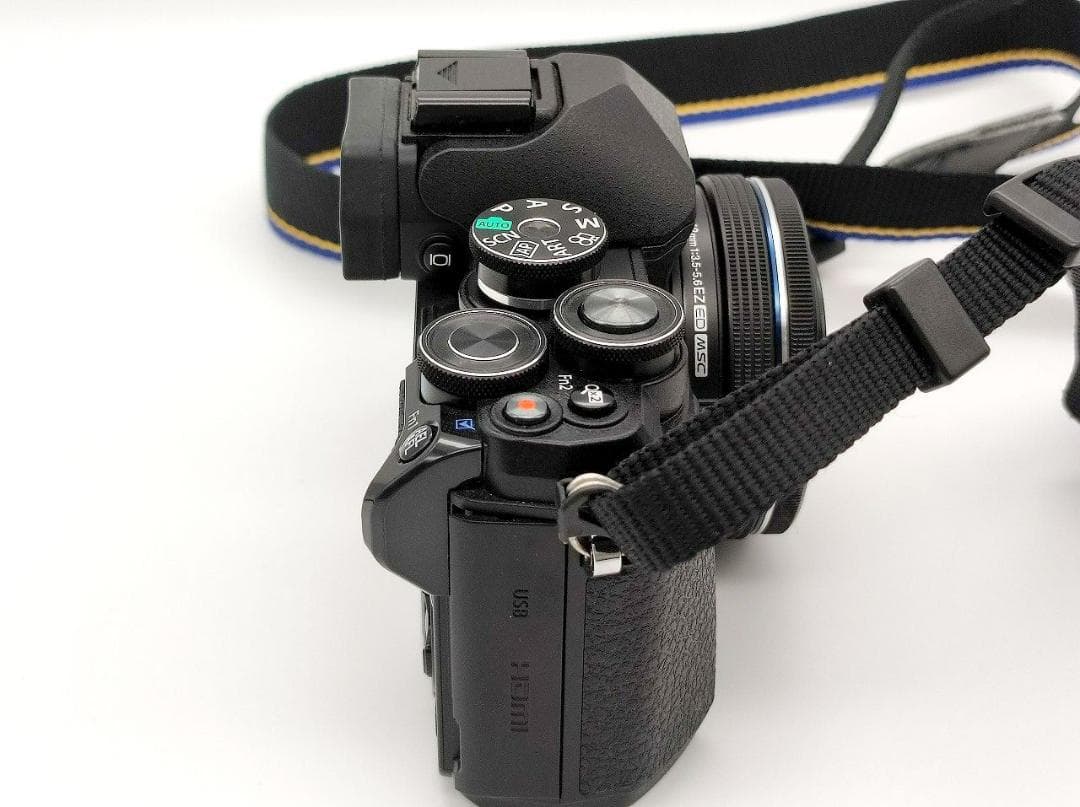 OLYMPUS OM-D E-M10 Mark Ⅲ 14-42/3.5-5.6