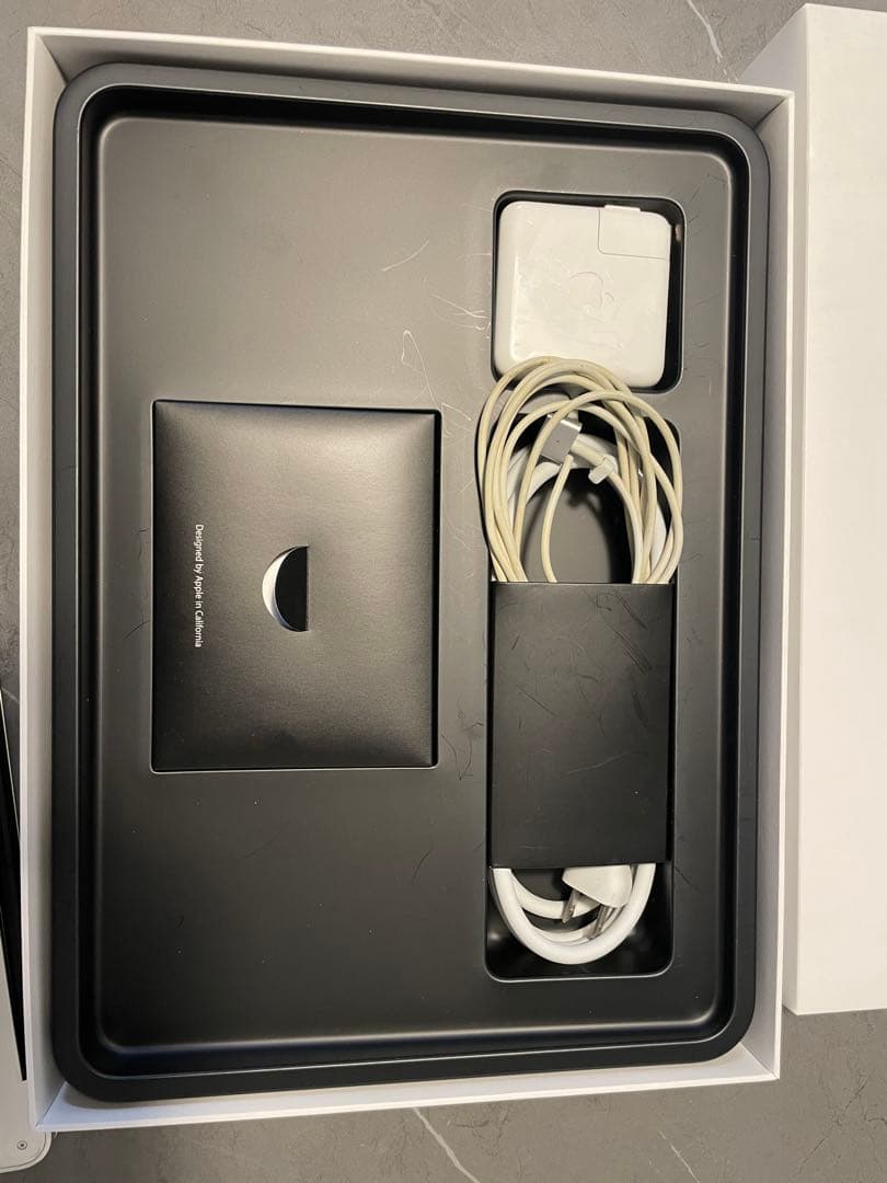 MacBook Air 13インチ 2017 / 8GB / 128GB