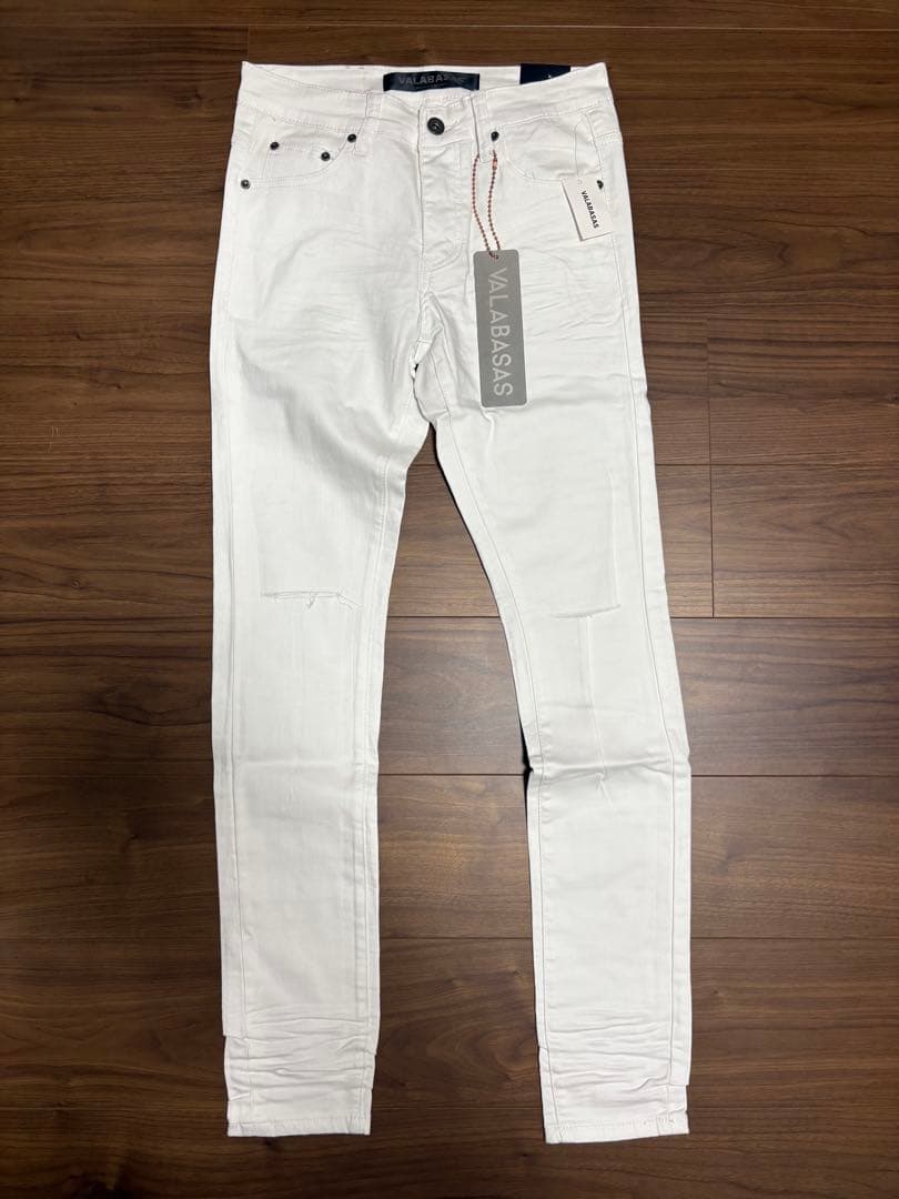 【新品】 VALABASAS スキニーデニム ホワイト サイズ30