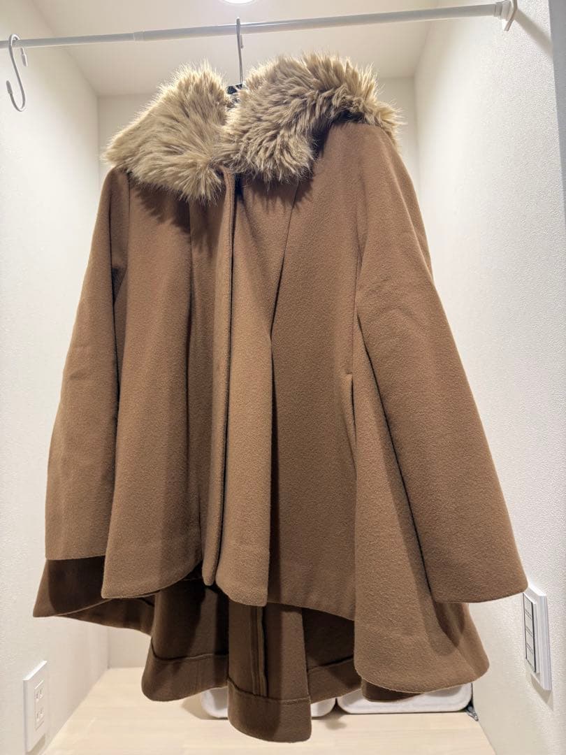 JENNE ファー付きキャメルコート Sサイズ 防寒◎ 早い者勝ち