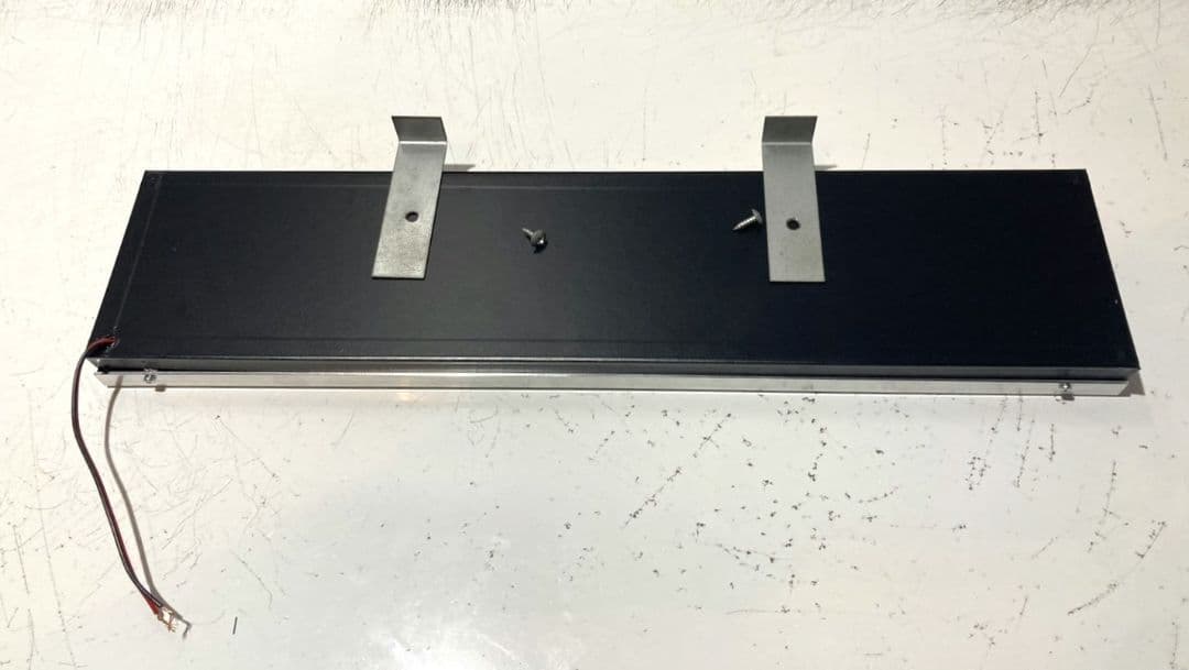 ワンマンアンドン761カーテンレール挟み込み取り付け仕様(ホノグラム風)