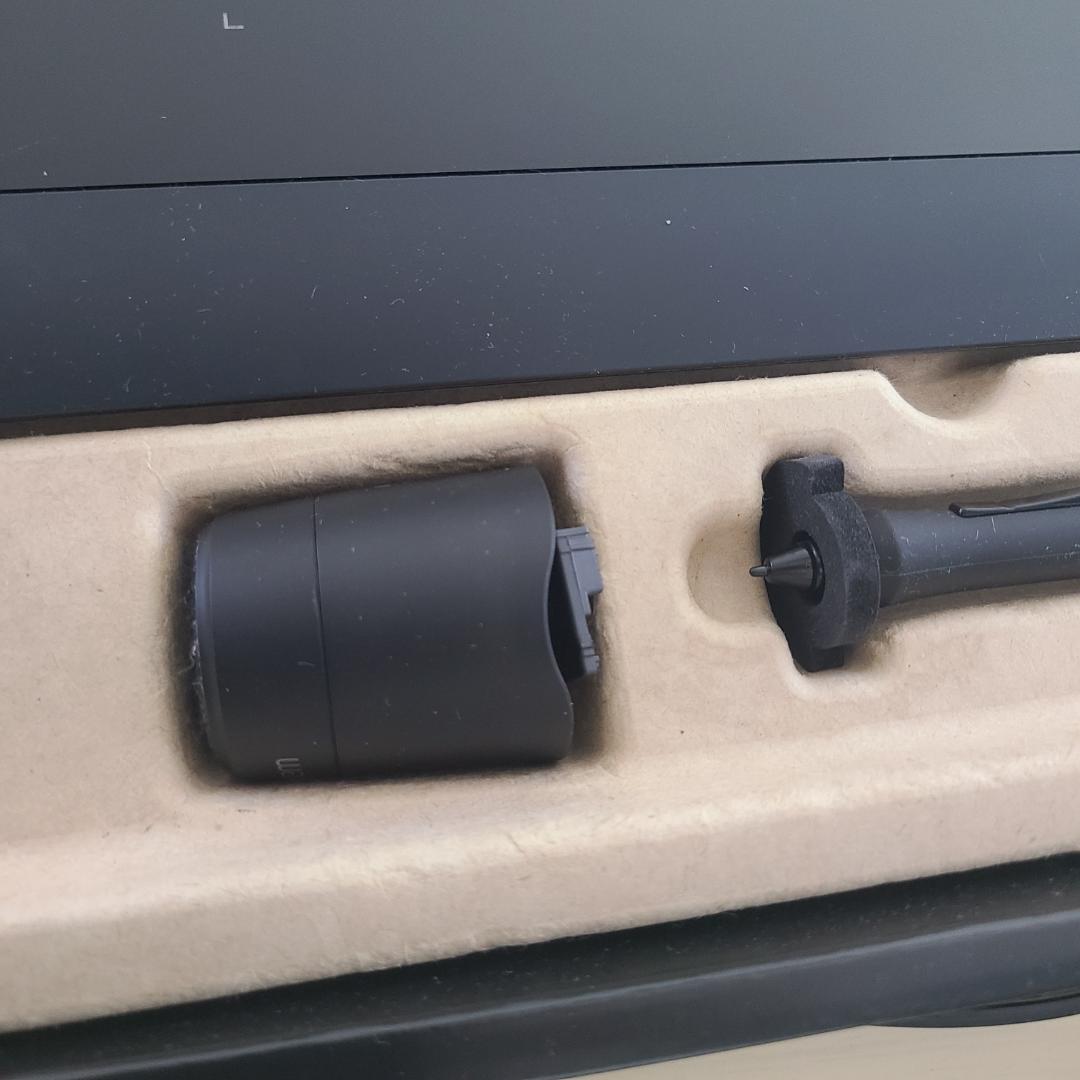 液タブ・ペンタブ Wacom Intuos Pro Medium PTH-651/K1