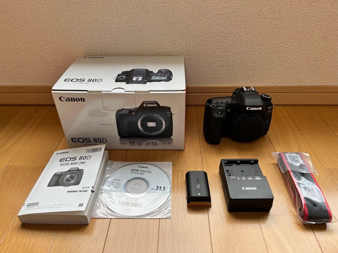美品 Canon EOS 80D 本体 一眼レフ 中古