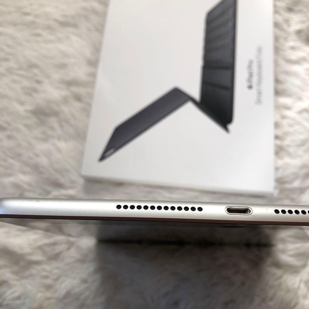 【早い者勝ち】iPad 第9世代 256GB Wi-Fi 【すぐ発送】