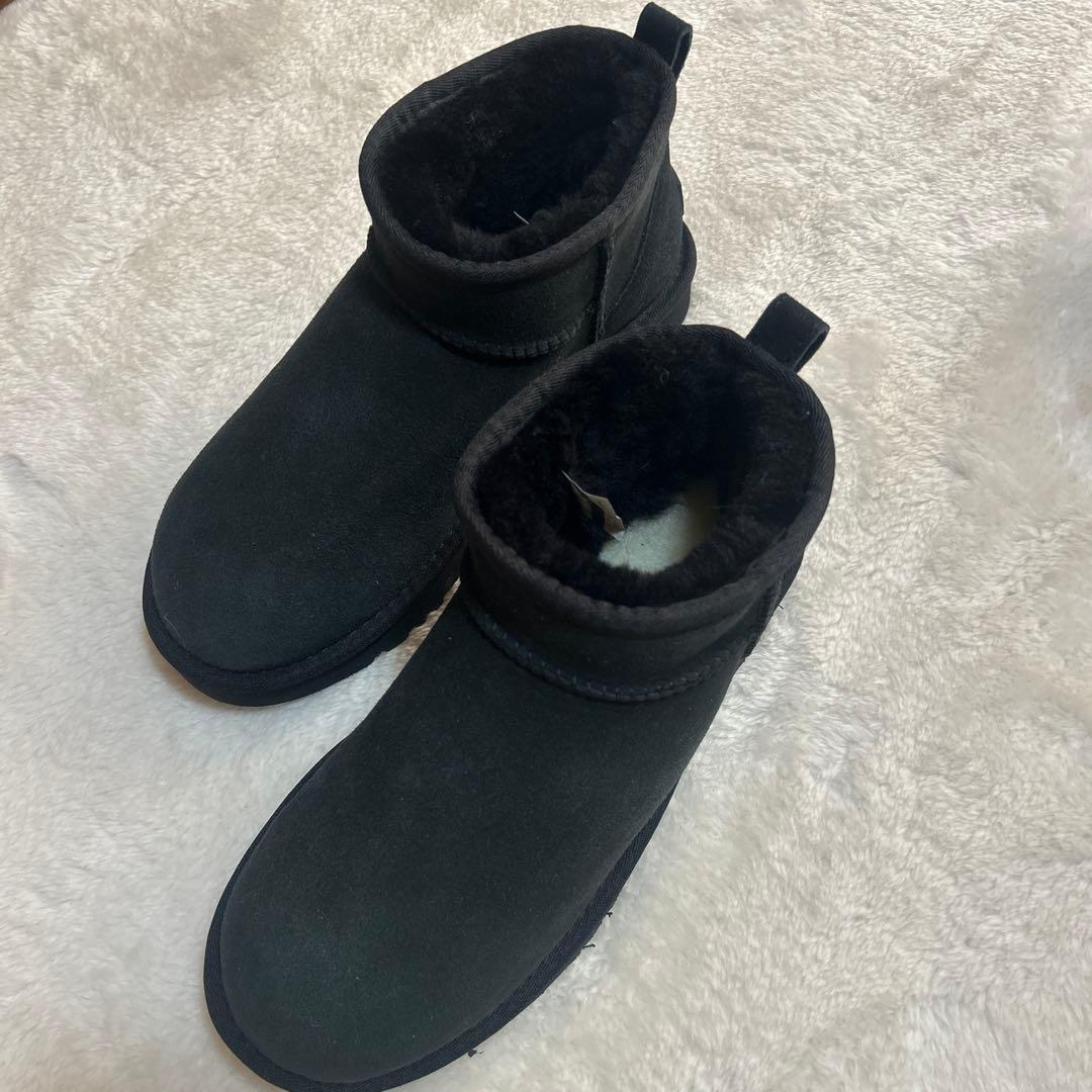 UGGムートンブーツクラシックウルトラミニ　　ナウシカ