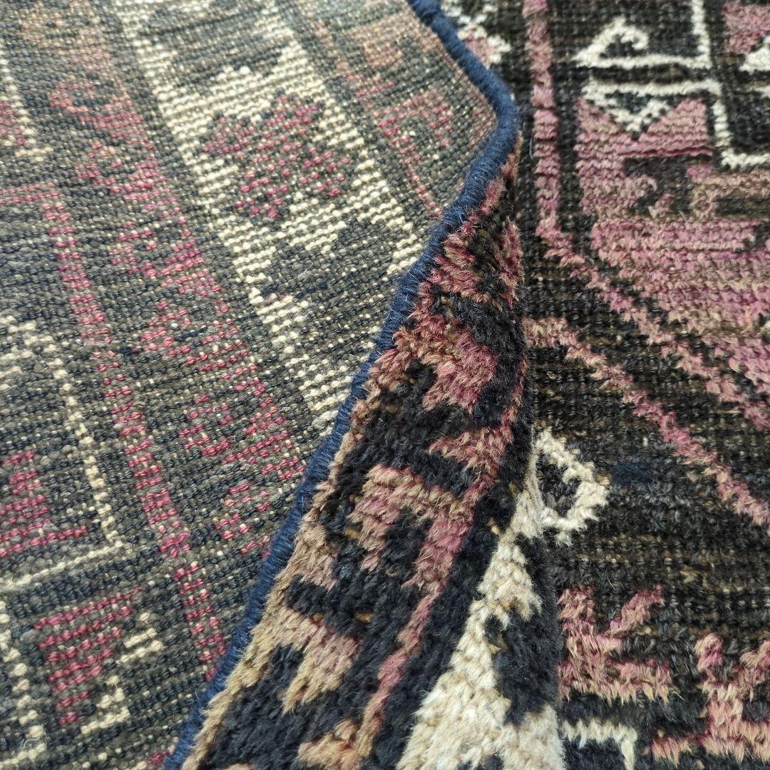 トライバルラグ　バルーチ　ヴィンテージラグ　手織り絨毯　アフガニスタン