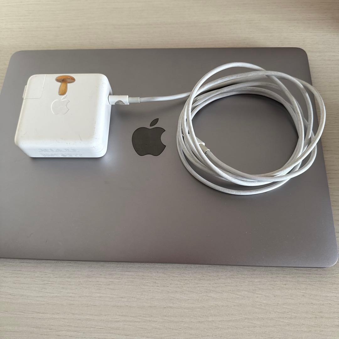 MacBook Pro 13インチ スペースグレー