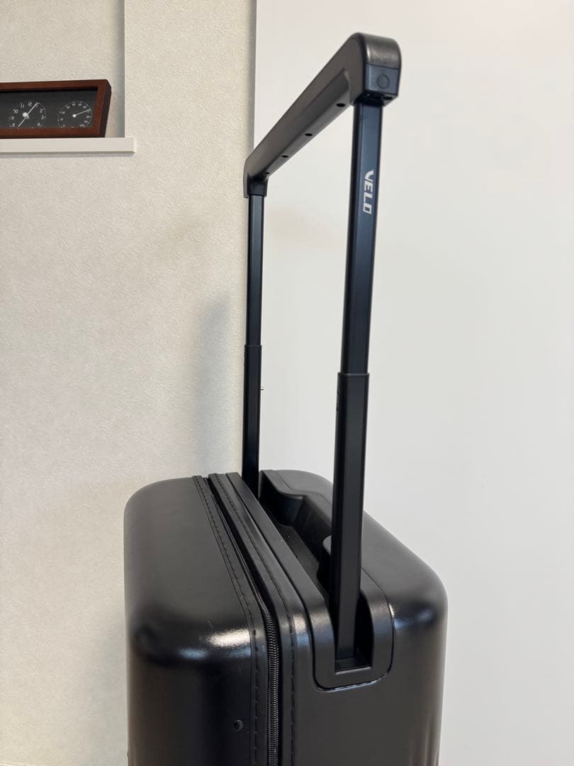 【最終】VELO ヴェーロ　伸縮型　スーツケース　三段階サイズ可変式