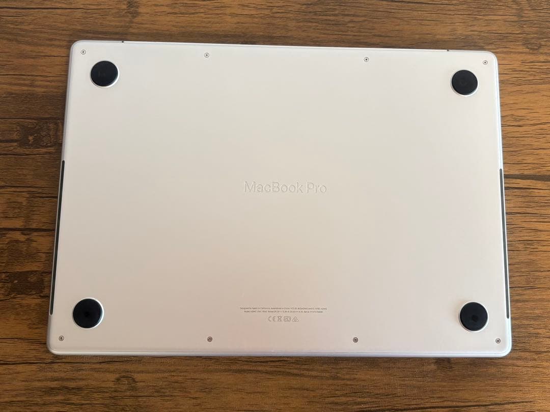 MacBook Pro M1Pro メモリ16GB/SSD512GB 14インチ