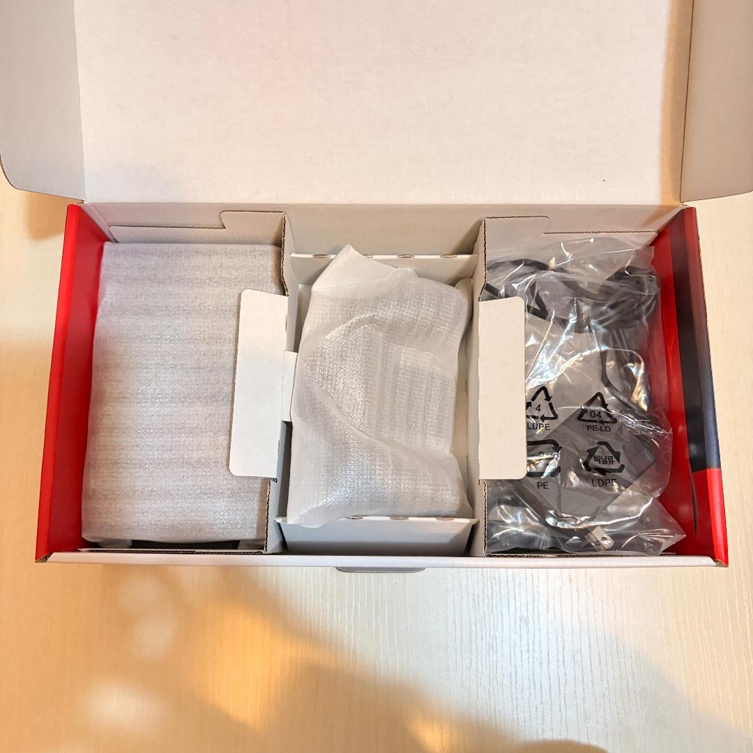 【美品】Nintendo switch 本体 バッテリー強化モデル スイッチ