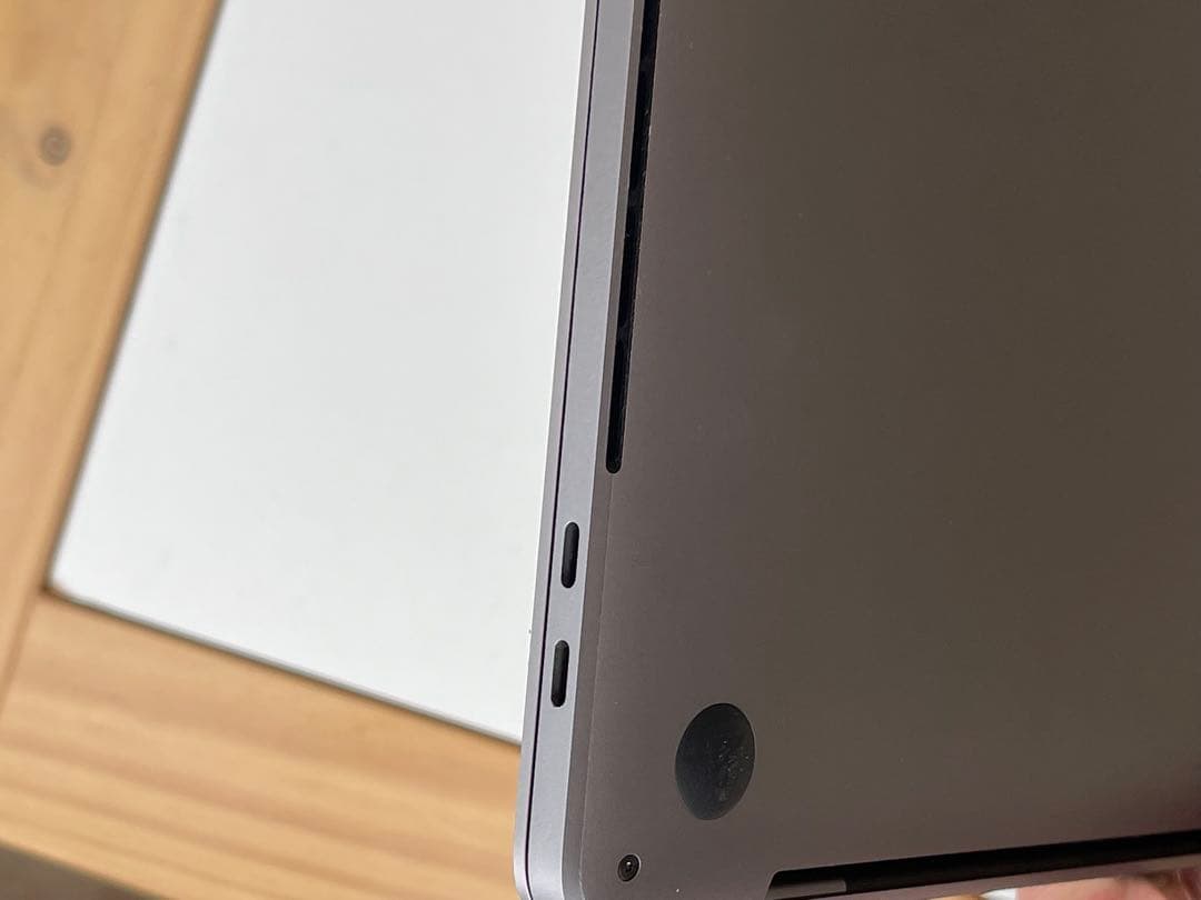 MacBook Pro 16インチ（美品・使用少）