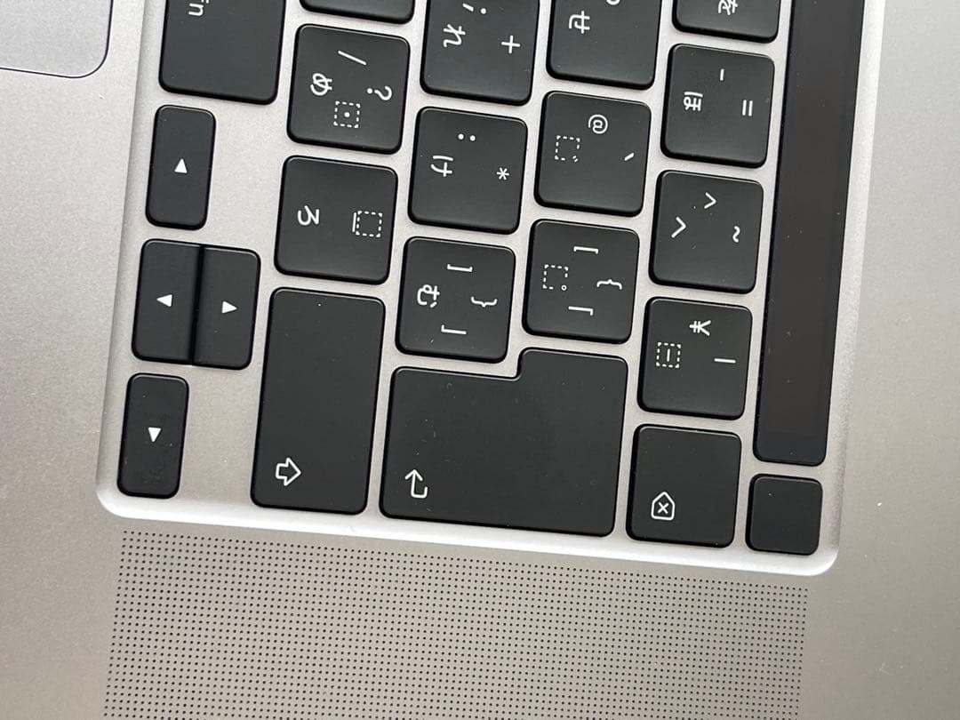 MacBook Pro 16インチ（美品・使用少）