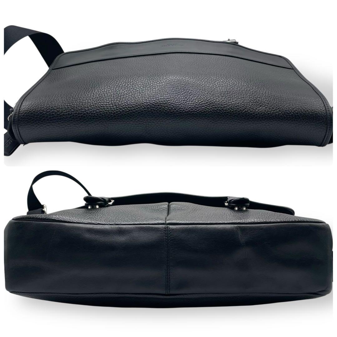 美品 COACH コーチ☆シボ革 ロゴ型押しショルダーバッグ レザー ブラック