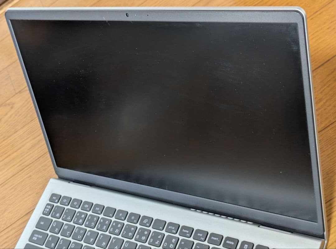 DELL Inspiron 15 Windows11 8GBメモリ