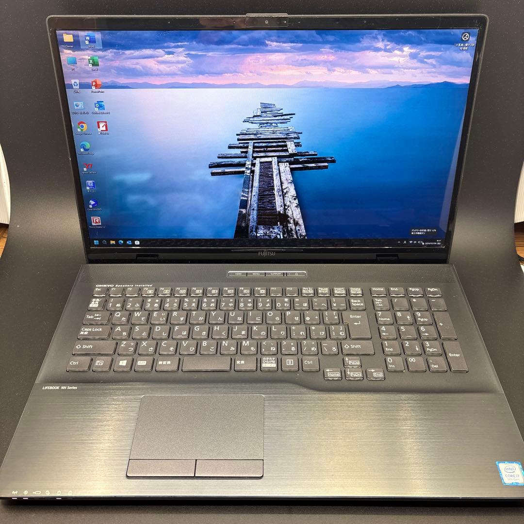 富士通ノートPC Corei7/16GB/SSD/Office付