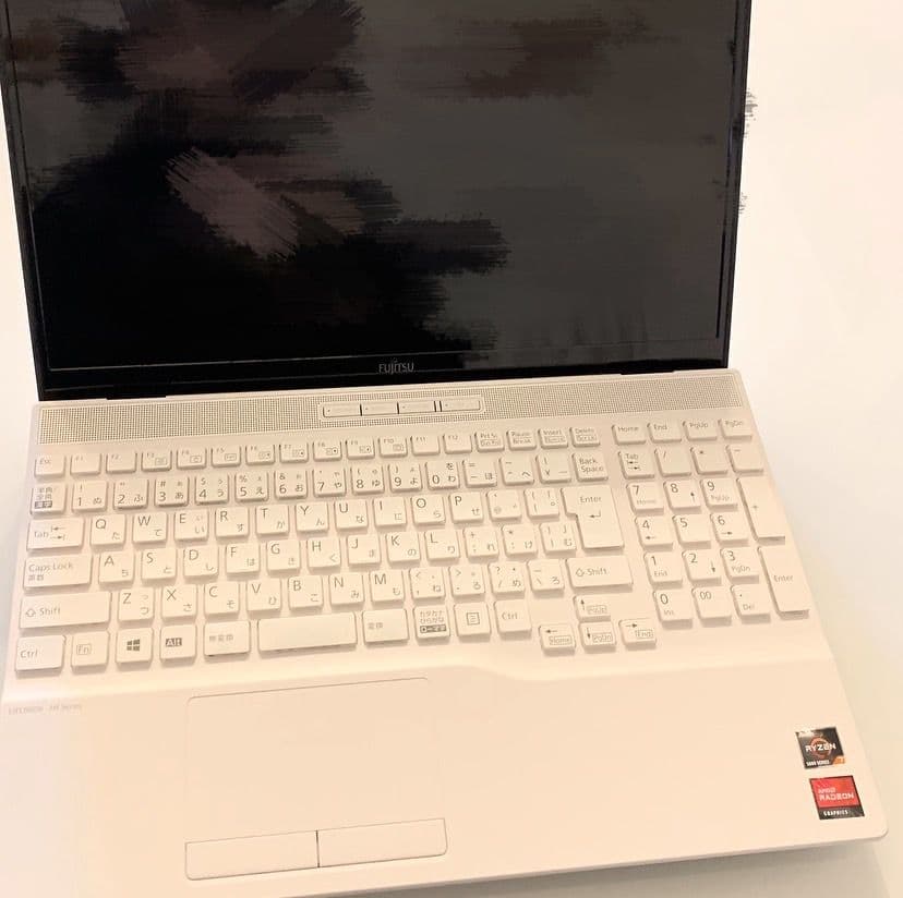 【超美品】FUJITSU  LIFEBOOK  AH50/F1