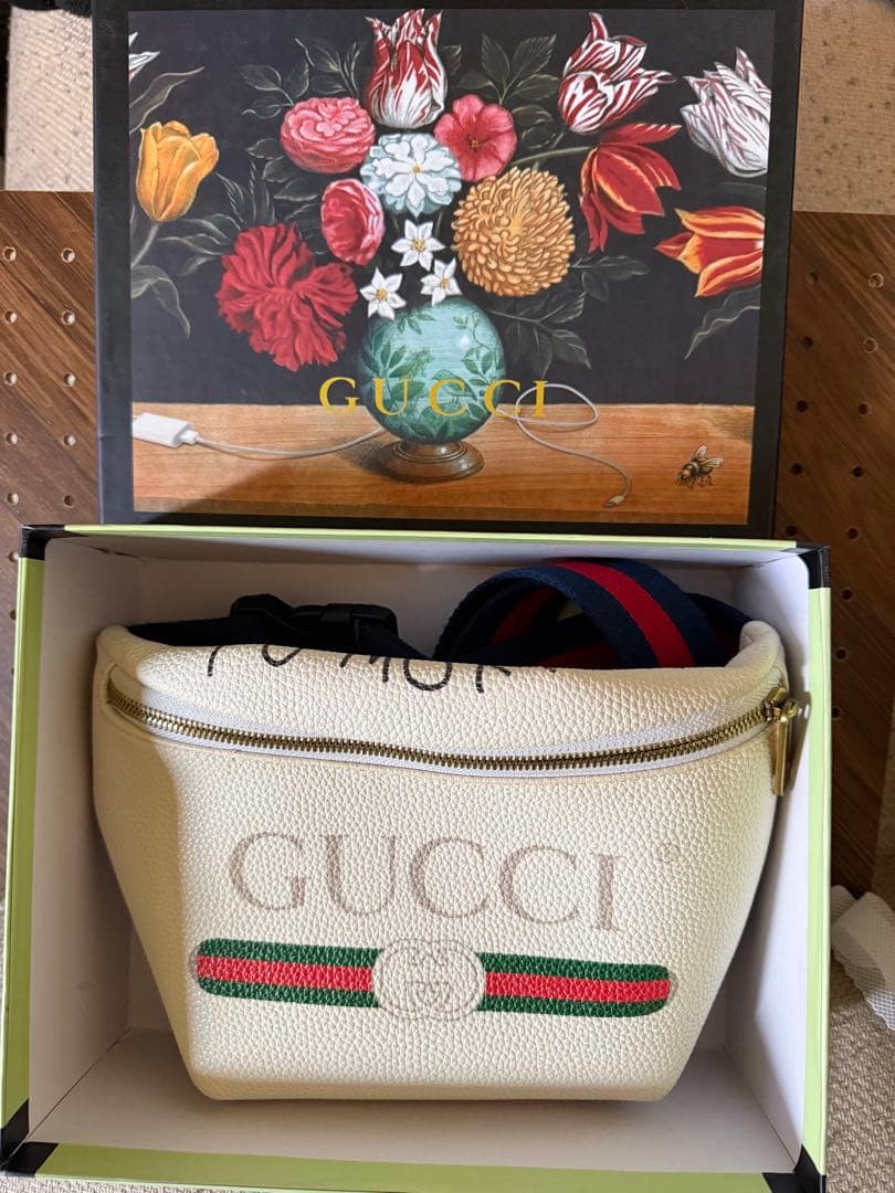 CHLOE&LEON【美品】GUCCI グッチ シェリーライン ボディバッ