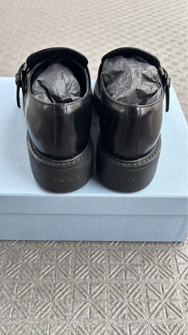 PRADA バックル付きローファー ブラック　SIZE 38