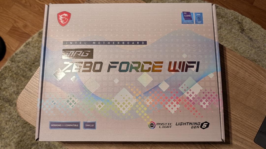 MSI MPG Z690 FORCE WIFI マザーボード ホワイト