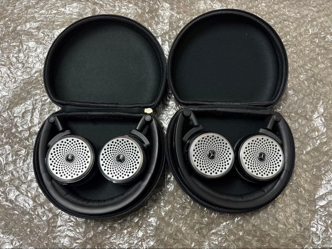 ベンツ W222 Sクラス用リアエンターテイメント用　純正　ヘッドフォン