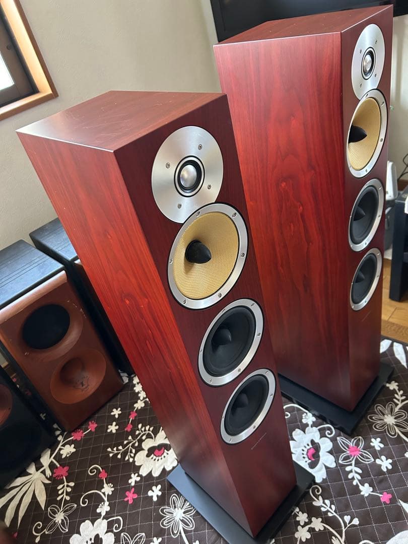 Bowers & Wilkins CM8 フロアスタンド型スピーカー 木目調