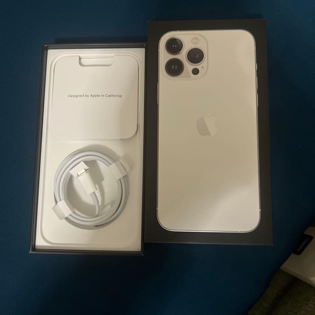 美品Apple iPhone 13pro Max シルバー 本体